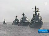 Во Владивостоке во время генеральной репетиции морского парада Тихоокеанского флота (ТОФ) в пятницу один из холостых выстрелов попал во двор жилого дома Во Владивостоке во время генеральной репетиции морского парада Тихоокеанского флота (ТОФ) в пятницу один из холостых выстрелов попал во двор жилого дома
