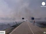 Серьезнее всего обстоит ситуация в Испании, где в борьбе с огнем за последние дни погибли уже 5 пожарных. Пожары охватили почти всю страну. Сообщается, что огонь уничтожил уже 15 тысяч гектаров леса. Сильнее других пострадали Каталония и Арагон