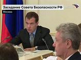 Как подчеркнул Медведев, Россия должна вкладывать средства в развитие суперкомпьютерных технологий "не потому что это модная тема, а потому, что по-другому нам не создать конкурентоспособной продукции, которая будет правильно восприниматься потенциальными