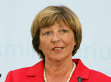 Немецкий министр Ула Шмидт, оскандалившаяся из-за украденного Mercedes, уходит из предвыборной кампании