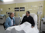 "Хочу поздравить Вас с днем рождения", - обратился Путин к Евкурову, входя в его больничную палату