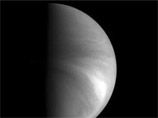 Астрономы не могут объяснить, что за таинственное световое пятно появилось на Венере
