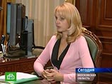 Медведев послал сигнал четырем губернаторам, которые должны "напрячься" Медведев послал сигнал четырем губернаторам, которые должны "напрячься"