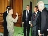 Билл Клинтон привез помилованных в КНДР американских журналисток на родину. Обама благодарен Билл Клинтон привез помилованных в КНДР американских журналисток на родину. Обама благодарен