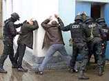 На Украине спецназ "зачистил" село, жители которого перевернули машину ГАИ На Украине спецназ "зачистил" село, жители которого перевернули машину ГАИ