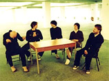 Фронтмен рок-группы Radiohead заявил, что отныне группа отказывается работать над новыми альбомами, поскольку запись в студии оказалась для всех музыкантов тяжелым "бременем"