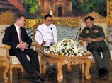 Об освобождении Йеттау сообщил сенатор Джим Уэбб, который прибыл в Мьянму на переговоры об освобождении