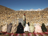 Мужья-шииты в Афганистане убедят строптивых жен в том, что голод - не тетка