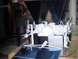 Среди экспонатов будут лунная станция "Луна-Глоб", старт которой намечен на 2012 год