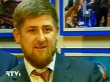 Полпред также отметил, что Кадыров - не самый демократичный президент из всех руководителей субъектов РФ, но он "на пути демократии" - в этом у Устинова "сомнений нет", как и в том, что это "человек высоконравственный и духовный" Полпред также отметил, что Кадыров - не самый демократичный президент из всех руководителей субъектов РФ, но он "на пути демократии" - в этом у Устинова "сомнений нет", как и в том, что это "человек высоконравственный и духовный"