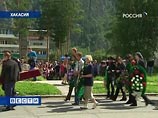 ОАО "РусГидро", в состав которой входит Саяно-Шушенская ГЭС, ранее приняла решение выплатить каждой семье погибшего по 1 миллиону рублей ОАО "РусГидро", в состав которой входит Саяно-Шушенская ГЭС, ранее приняла решение выплатить каждой семье погибшего по 1 миллиону рублей