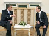СМИ: встречи Путина и Тимошенко, намеченные на сентябрь и октябрь, покажут, кто в российском доме хозяин - президент или премьер СМИ: встречи Путина и Тимошенко, намеченные на сентябрь и октябрь, покажут, кто в российском доме хозяин - президент или премьер