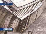 Он выразил соболезнования пострадавшим, велел оказать помощь семьям погибших и без вести пропавших, а также заявил о необходимости не допустить резкого скачка цен на электроэнергию в связи с остановкой гидроэлектростанции Он выразил соболезнования пострадавшим, велел оказать помощь семьям погибших и без вести пропавших, а также заявил о необходимости не допустить резкого скачка цен на электроэнергию в связи с остановкой гидроэлектростанции