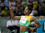Экс-тренер сборной Южной Африки по легкой атлетике, который не захотел назвать свое имя, заявил, что чемпионка мира по бегу на 800 метров Кастер Семеня на самом деле не женщина, но и не мужчина