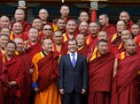 Буддийские ламы устроили президенту РФ чаепитие