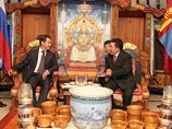 Переговоры президентов России и Монголии проходят в юрте, установленной во дворце