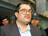 Один из лидеров иранской оппозиции Саид Хаджариан заявил во вторник в суде, что раскаивается и выходит из оппозиционной партии "Мошарекат"
