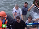 Бастрыкин также сообщил, что моряки с судна были изолированы "в рамках совершенно законной системы мер, как свидетели, которых надо неотложно допросить" Бастрыкин также сообщил, что моряки с судна были изолированы "в рамках совершенно законной системы мер, как свидетели, которых надо неотложно допросить"