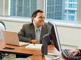 Microsoft извинилась за расизм: на рекламном фото негра переделали в белого Microsoft извинилась за расизм: на рекламном фото негра переделали в белого