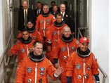 Шаттл Discovery вышел на заданную орбиту Шаттл Discovery вышел на заданную орбиту