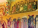 Фреска находится на внешней стороне деревянной церкви в монастыре Лупша на западе страны. Над изображением работали иконописец Николае Савва и группа его учеников в 1997 году Фреска находится на внешней стороне деревянной церкви в монастыре Лупша на западе страны. Над изображением работали иконописец Николае Савва и группа его учеников в 1997 году