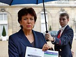 "Олимпийские" розовые сандалии министра здравоохранения Франции продадут с аукциона "Олимпийские" розовые сандалии министра здравоохранения Франции продадут с аукциона