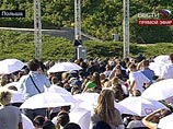 Оригинальная речь Ангелы Меркель, текст которой опубликован на сайте канцлера, была, конечно, длиннее. И в ней были важнейшие моменты, которые российский телеканал по каким-то причинам опустил Оригинальная речь Ангелы Меркель, текст которой опубликован на сайте канцлера, была, конечно, длиннее. И в ней были важнейшие моменты, которые российский телеканал по каким-то причинам опустил