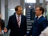 Преподаватели и студенты Петербургского университета требуют отставки "учителя Медведева" Преподаватели и студенты Петербургского университета требуют отставки "учителя Медведева"