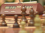 На турнире в Калькутте пьяный гроссмейстер заснул за шахматной доской