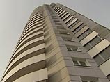Московская налоговая служба сообщает, что за патент на год придется заплатить 43200 рублей. В случае получения патента на более короткий срок его стоимость будет меньше, например, на 3 месяца - 10800 рублей Московская налоговая служба сообщает, что за патент на год придется заплатить 43200 рублей. В случае получения патента на более короткий срок его стоимость будет меньше, например, на 3 месяца - 10800 рублей