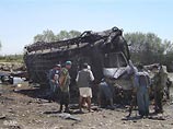Обгоревшие останки бензовоза в Афганистане Обгоревшие останки бензовоза в Афганистане