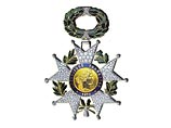 Орден Почетного легиона (Ordre national de la Legion d'honneur) - высшая награда Франции, присуждаемая Президентом республики за выдающиеся военные или гражданские заслуги. Учрежден Наполеоном Бонапартом в 1802 году Орден Почетного легиона (Ordre national de la Legion d'honneur) - высшая награда Франции, присуждаемая Президентом республики за выдающиеся военные или гражданские заслуги. Учрежден Наполеоном Бонапартом в 1802 году