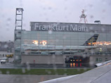 В аэропорту Франкфурта в руках таможенников взорвался сверток