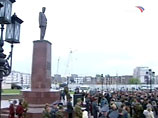 Памятник Ахмаду Кадырову в центре Грозного