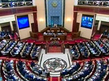 Что касается президентства Назарбаева, который бессменно возглавляет независимый Казахстан с самых первых выборов в 1991 году, то на данный момент, ему разрешено парламентом переизбираться сколько угодно раз