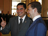 Медведев прибыл в Туркменистан на переговоры по энергетике