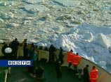 Россия надеется, что транзит немецких судов откроет миру надежный судоходный маршрут, и что тающие льды сделают экономически выгодным путь через Арктику