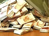 В ноябре 2007 года местная предпринимательница Ирина Смуглая обратилась к офицеру МВД в запасе Ивану Субботину с просьбой помочь обналичить денежную сумму в размере 10 миллионов 800 тысяч рублей