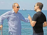 СМИ узнали, как путешествуют Медведев и Путин и во сколько это обходится россиянам