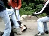 Чаще всего они нападают на выходцев с Кавказа и Центральной Азии, представителей сексуальных меньшинств и молодежных субкультур Чаще всего они нападают на выходцев с Кавказа и Центральной Азии, представителей сексуальных меньшинств и молодежных субкультур