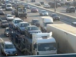Водители застряли в многокилометровых пробках сразу на нескольких участках МКАД Водители застряли в многокилометровых пробках сразу на нескольких участках МКАД
