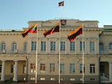 Парламент Литвы в первом чтении проголосовал за поправки в уголовном кодексе, согласно которым за отрицание советской оккупации и преступлений советского и нацистского режимов можно попасть в тюрьму на срок до двух лет