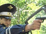 Столичные милиционеры упустили воров на красной иномарке, хотя вели огонь на поражение Столичные милиционеры упустили воров на красной иномарке, хотя вели огонь на поражение