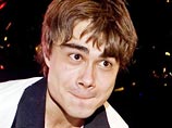 Победитель "Евровидения-2009" Александр Рыбак разозлил общественность Норвегии своей фотографией в обнимку с Лукашенко Победитель "Евровидения-2009" Александр Рыбак разозлил общественность Норвегии своей фотографией в обнимку с Лукашенко