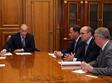 Российский премьер-министр Владимир Путин выразил пожелание, чтобы все акционеры "АвтоВАЗа" приняли участие в реструктуризации завода