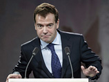 ЕГЭ должны сдавать даже будущие трактористы, считает Медведев