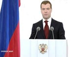 В новом Послании Медведев сделает ставку на интернет. Эксперты считают - чтобы скрыть провалы