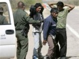 США откажутся от практики содержания нелегалов в тюрьмах: их переселят в гостиницы и приюты США откажутся от практики содержания нелегалов в тюрьмах: их переселят в гостиницы и приюты
