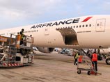 Самолет аварийно сел в Бухаресте из-за смерти пассажира на борту, а потом не смог завести двигатели Самолет аварийно сел в Бухаресте из-за смерти пассажира на борту, а потом не смог завести двигатели