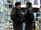 В Москве грабитель сбежал из-под стражи, пока милиционеры делали покупки